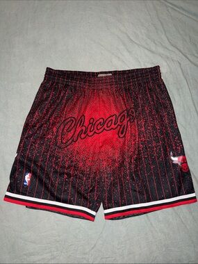 Mitchell & Ness x Chicago Bulls NBA Basketball Shorts - Black & Red